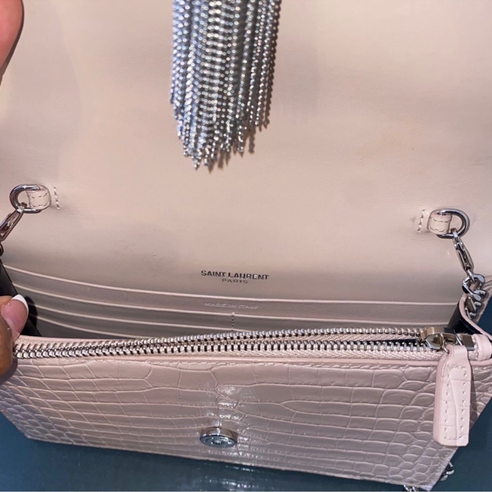 Saint Laurent Kate Tassel Crossbody - Picture 4 of 7